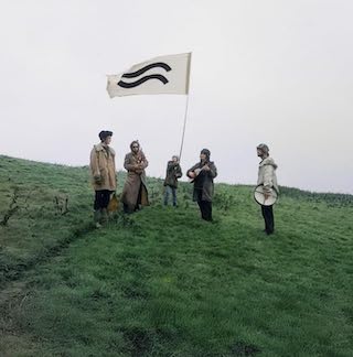 Hum